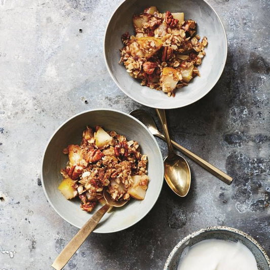 Slow Cooker Pear and Cardamom Crisp